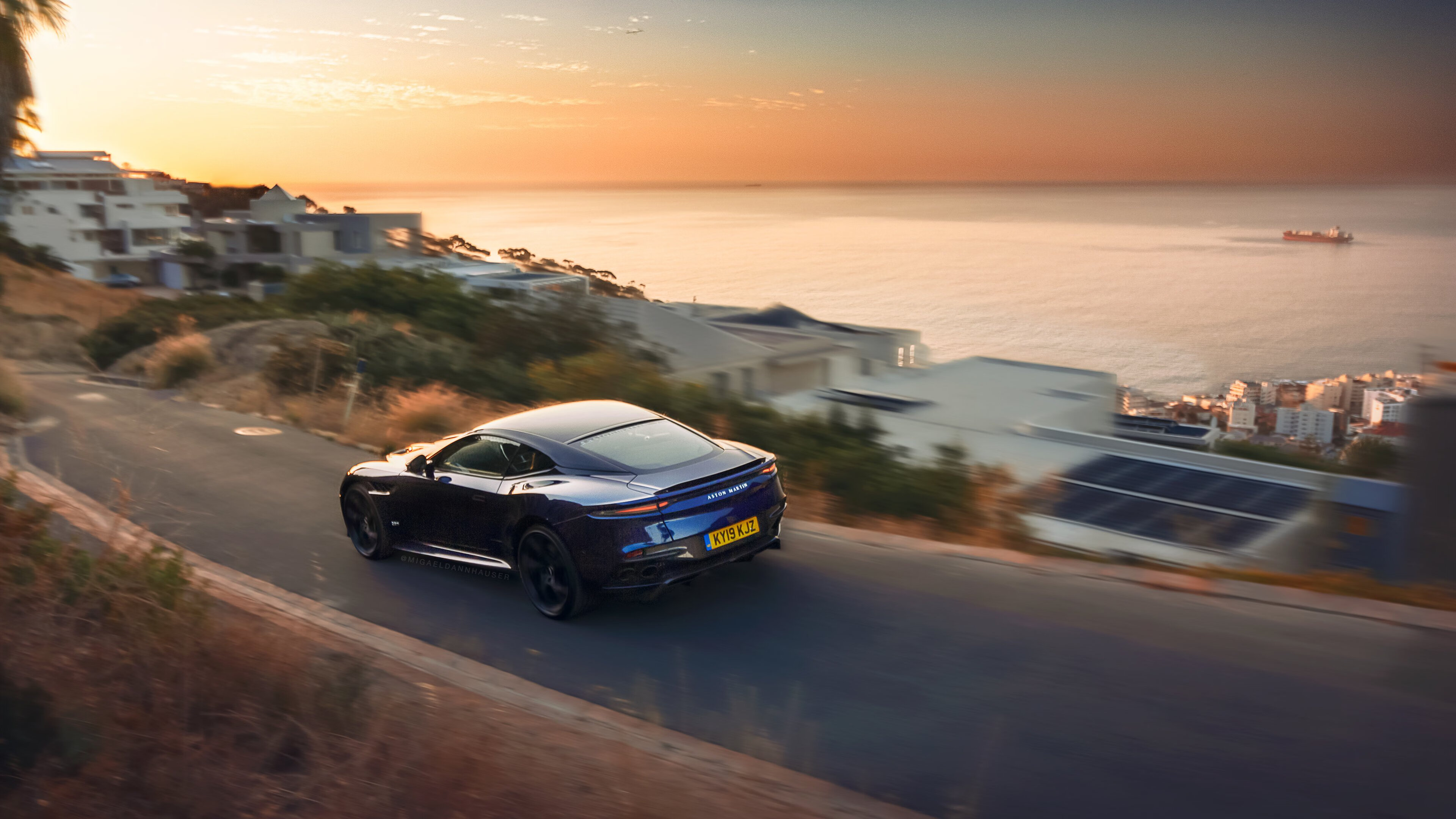 开云下载-“德甲领头羊状态火热，争夺冠军进入白热化”，德甲收官